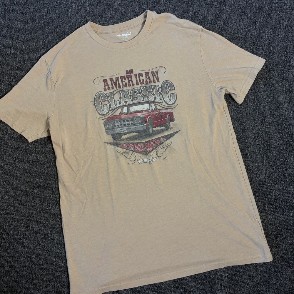 Vintage Y2k Wrangler American Vintage Classic Car Beige Graphic Tee Men's Medium
